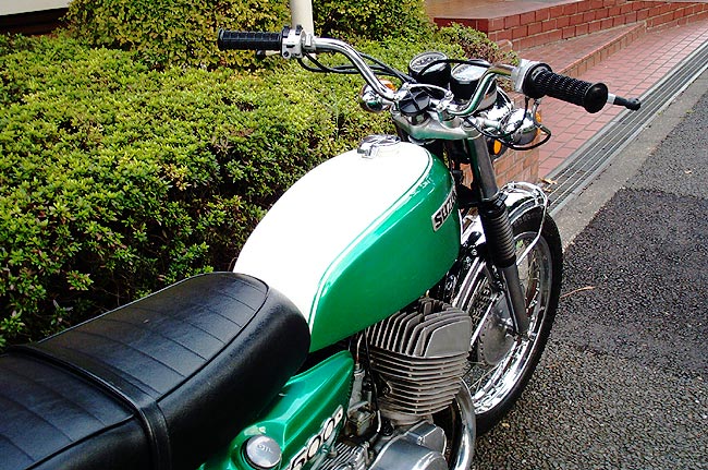 SUZUKI T500