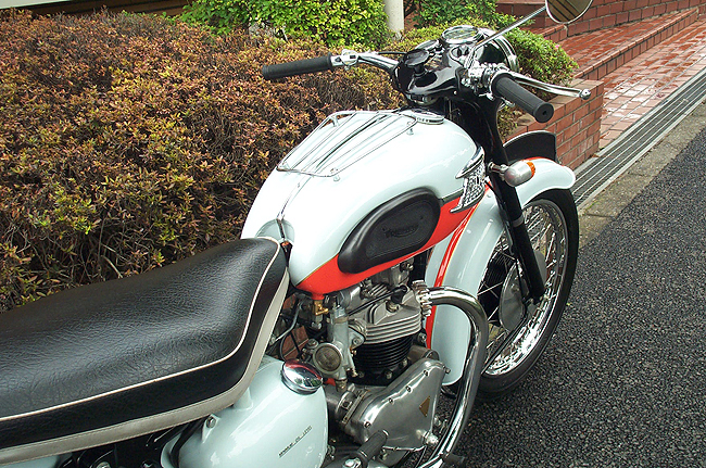 Triumph T120 Bonneville kʑ650Eg tETwinLudll