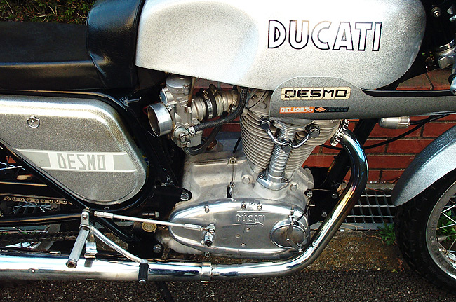 Ducati 450 Desmo SilverShotgun