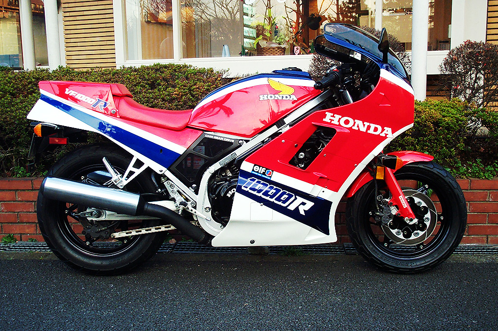 VF1000R