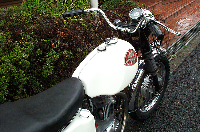 BSA B25 Barracuda 