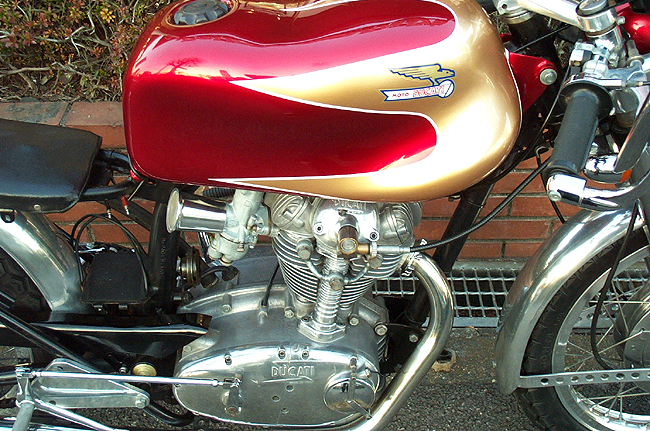 Ducati 250 Mach-1