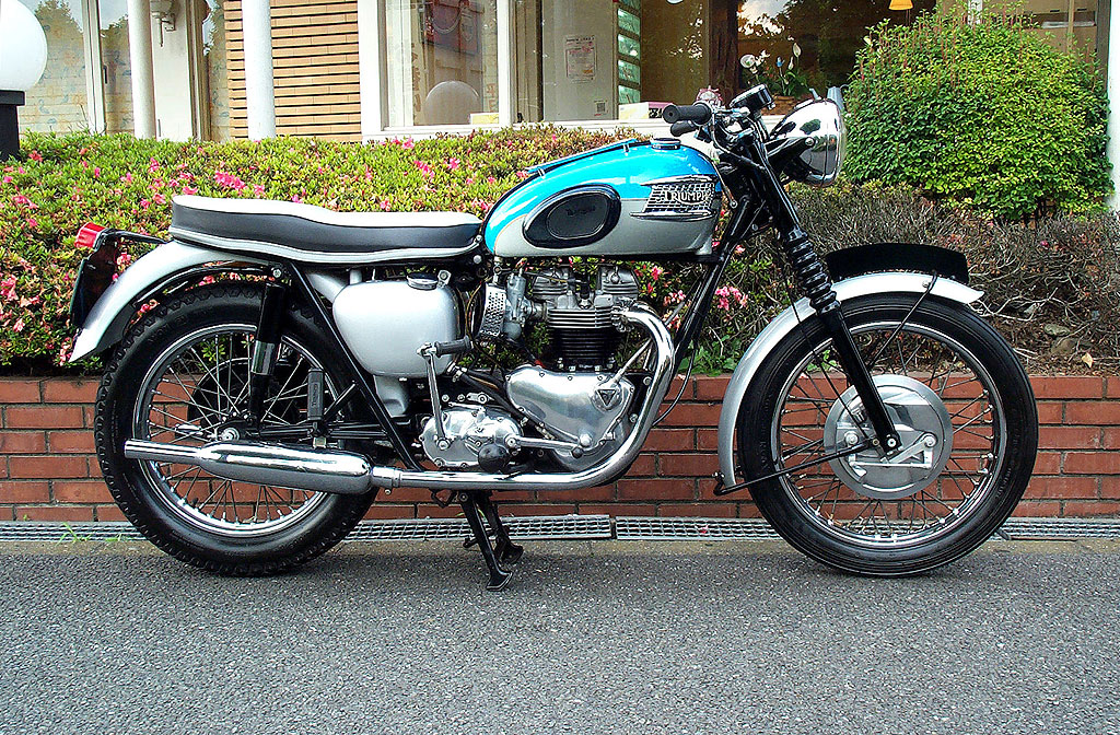 Triumph  s120Rk650lBonneville