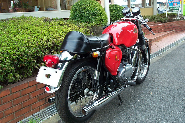 BSA A65k650lSpit-fire