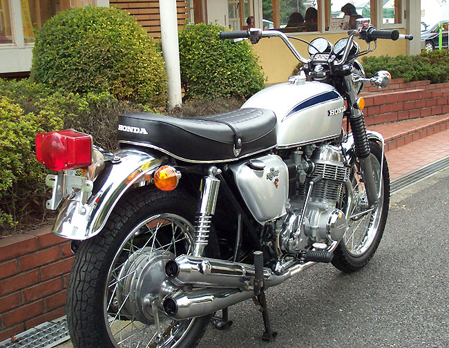 CB750K2