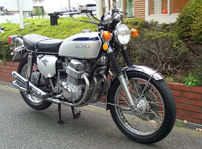 CB750K2