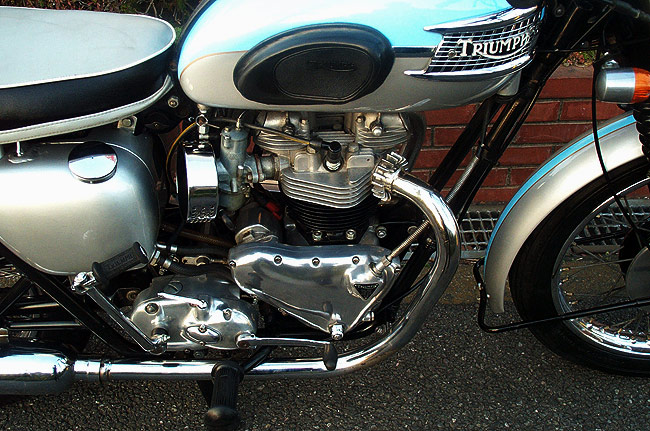 Triumph  T120Rk650l Bonneville