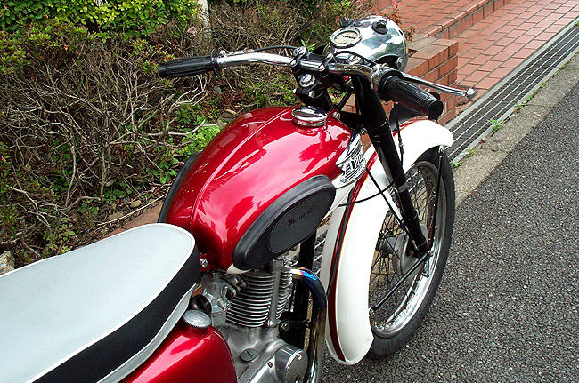 Triumph 200 Tiger-cub