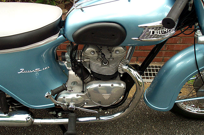 Triumph 3TAk350l Twenty-One