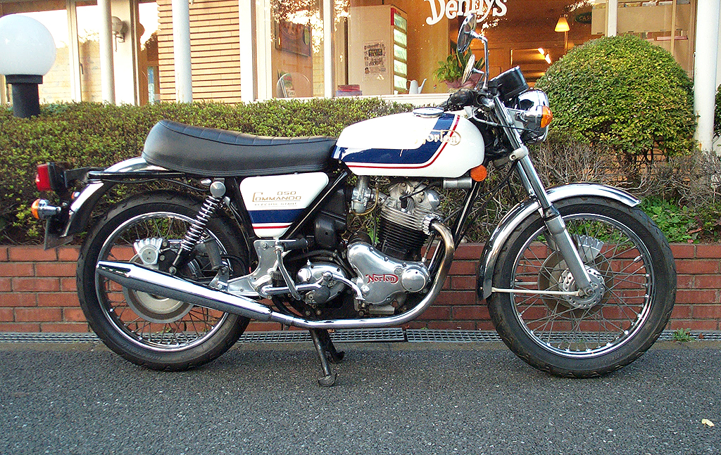 Norton 850 CommandokJ.P.S.Versionl