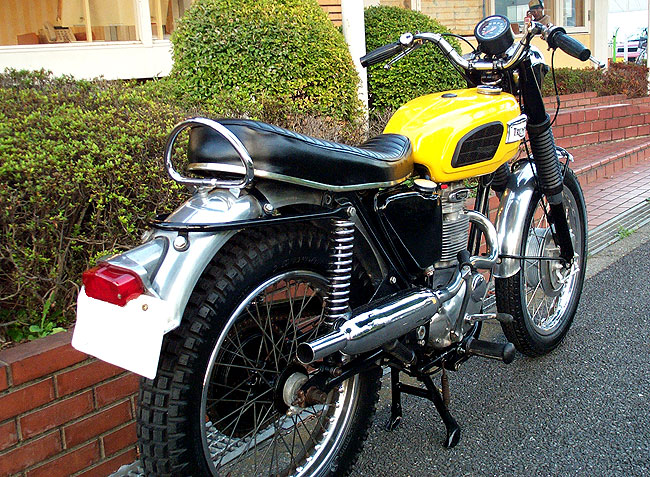 Triumph 3TAk350l Twenty-One