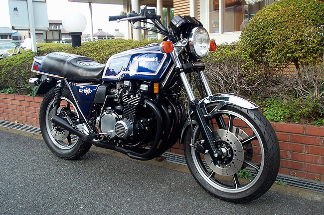 KZ1000ST