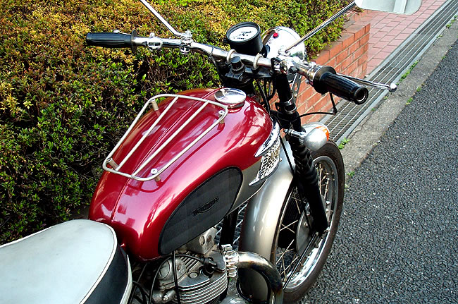 Triumph 3TAk350l