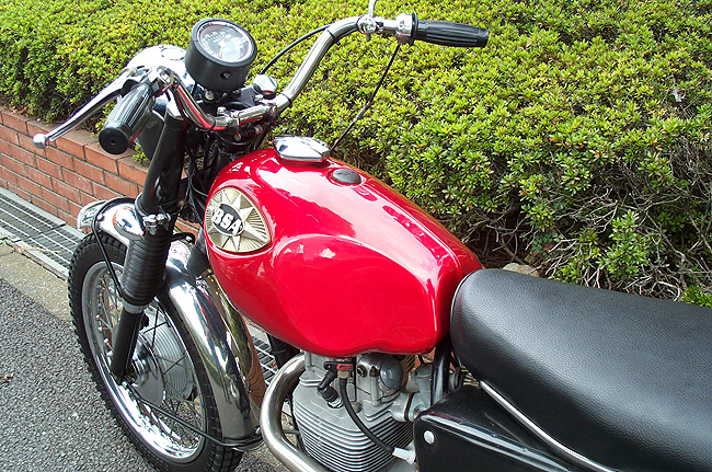 BSA B25 Barracuda