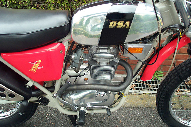 BSA Goldstar 250SS