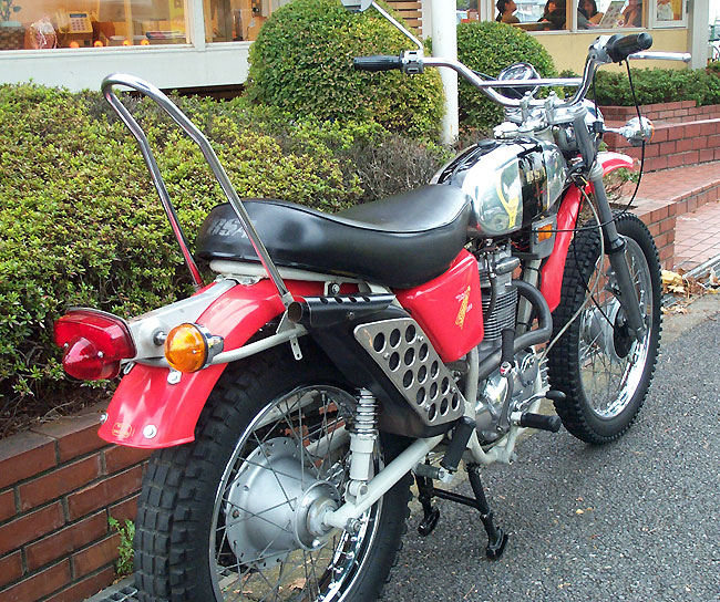 BSA Goldstar 250SS