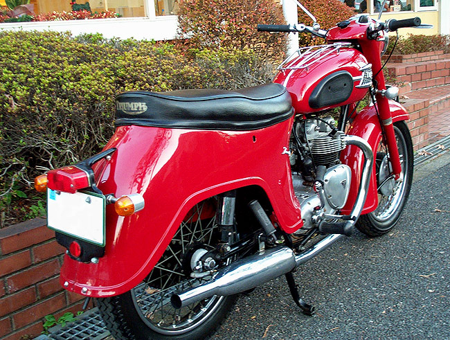 Triumph 3TAk350lTwenty-One