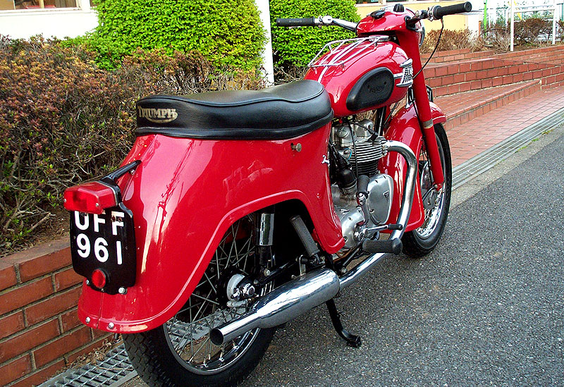 Triumph 3TAk350l Twenty-One