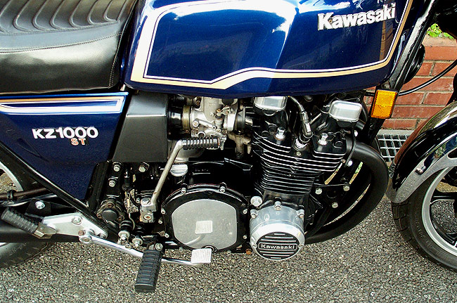 KZ1000ST