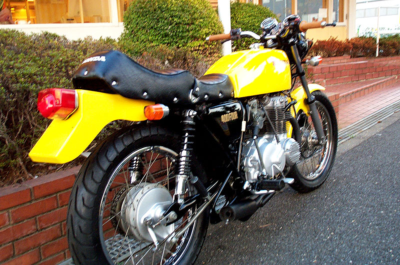 CB400F