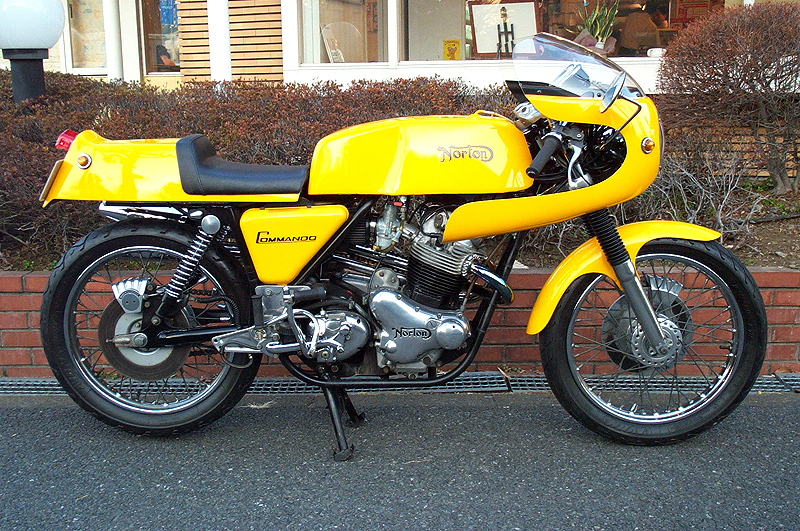 Norton 850 CommandoRacer