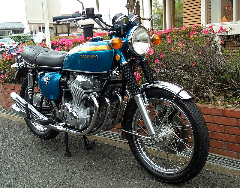 CB750K1