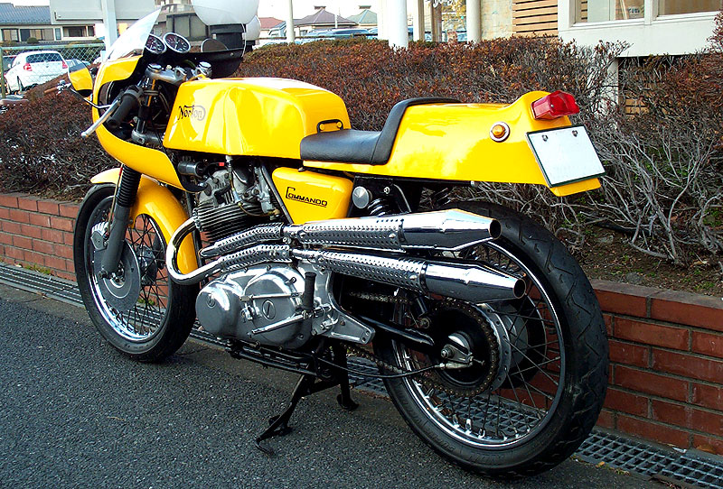 Norton 850 CommandoRacer