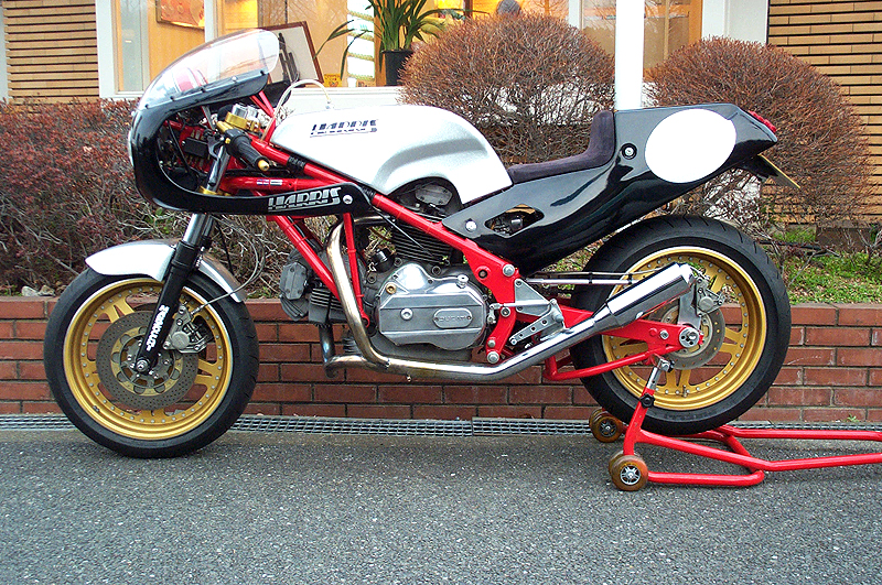 HARRIS Ducati 900 Works Racer