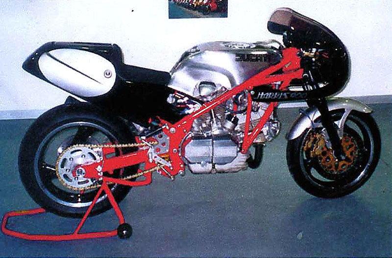 HARRIS Ducati 900 Works Racer