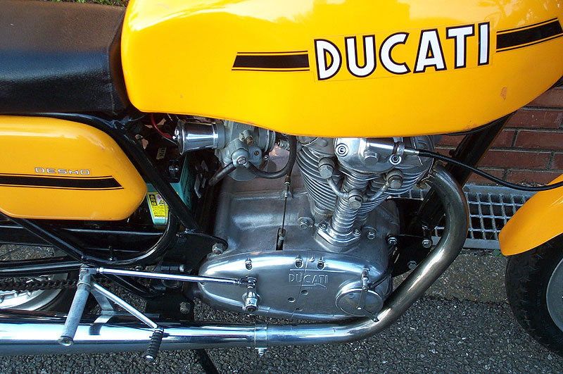 Ducati 250 Desmo