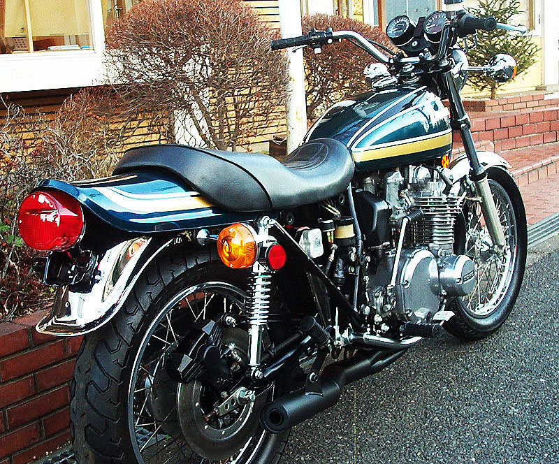 KZ1000