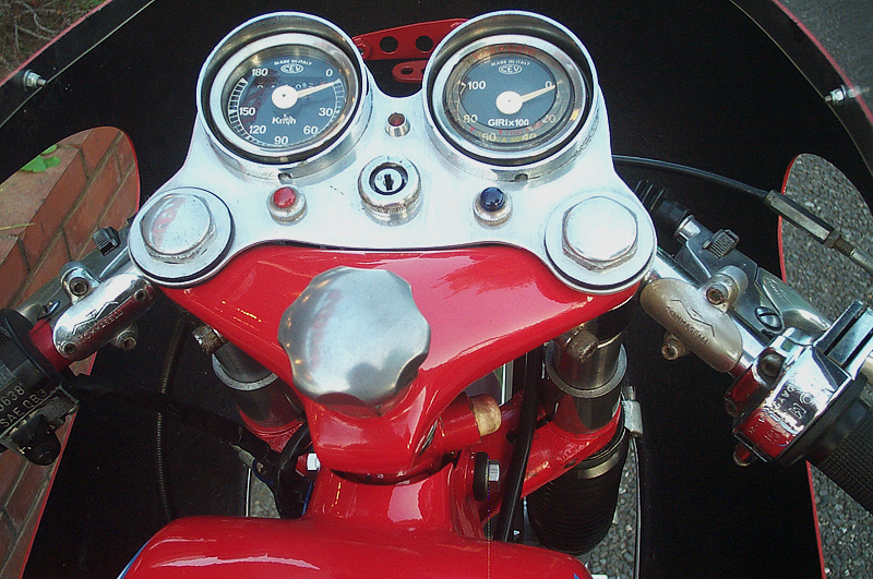 MV AGUSTA 350BkIWiEtJEtl