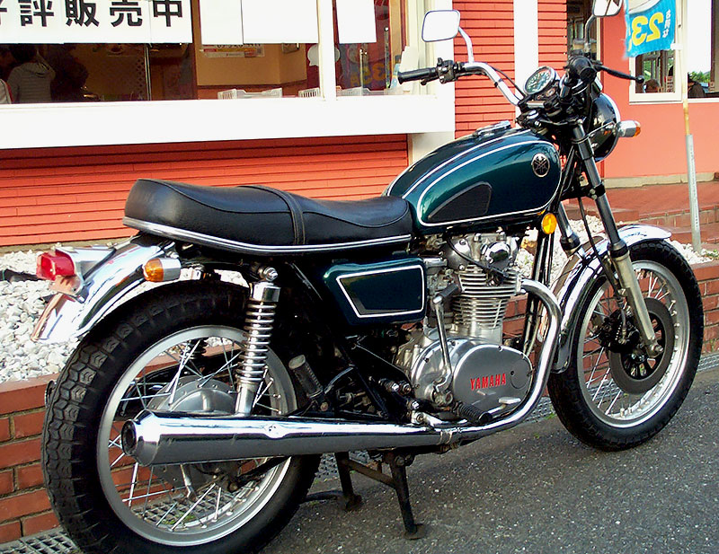 YAMAHA TX650