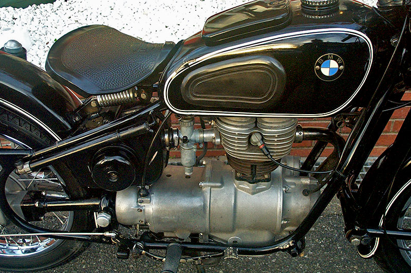 BMW R27kEarles Fork 250l