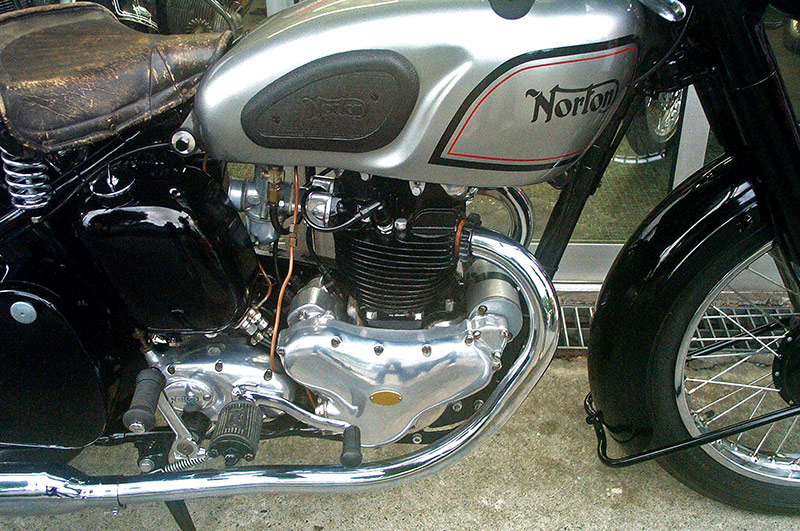 Norton Dominator Model 7