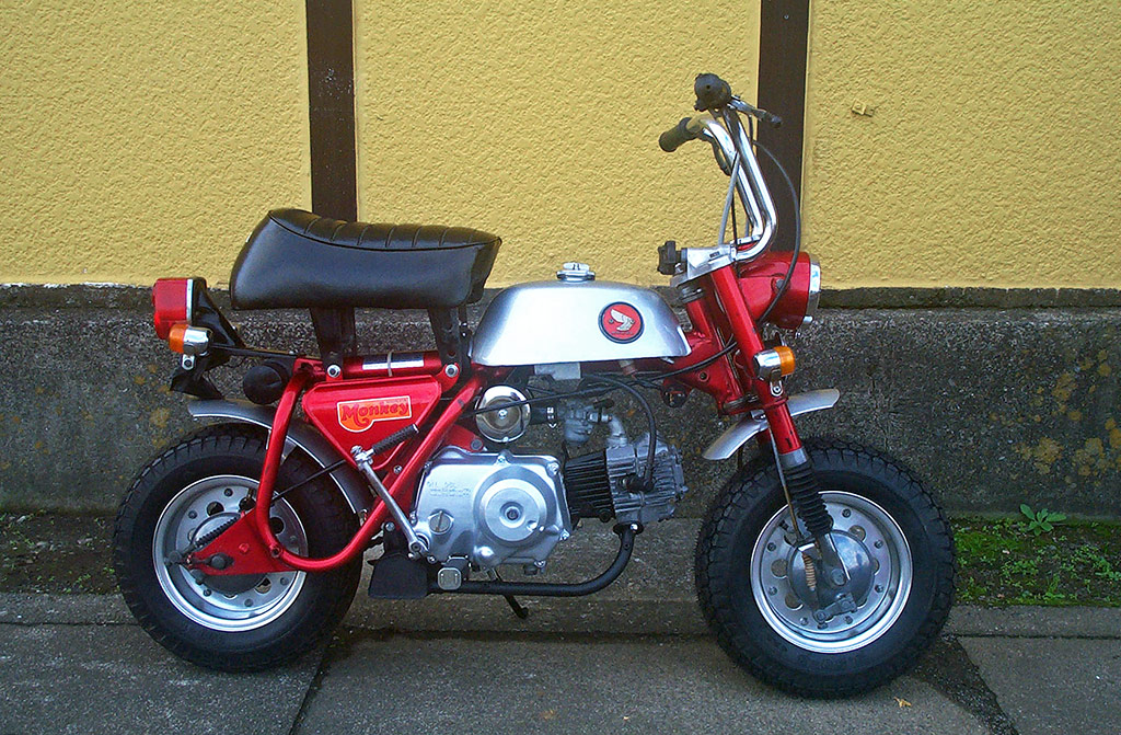 Monky Z50`(50cc)