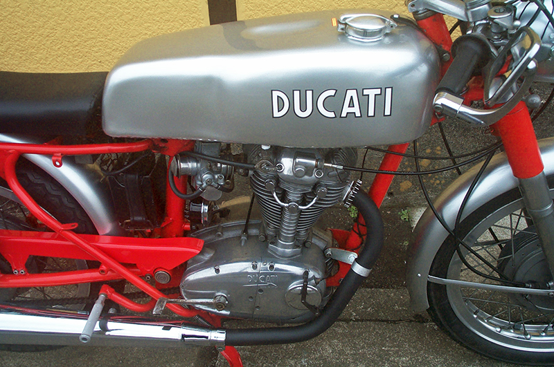 DUCATI 350 Cafe-Racer