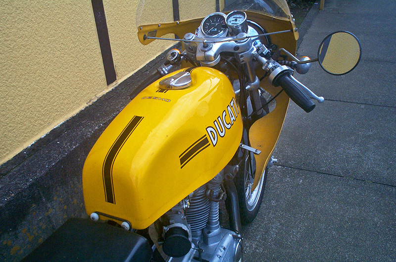 DUCATI 450 DESMO Cafe-Racer