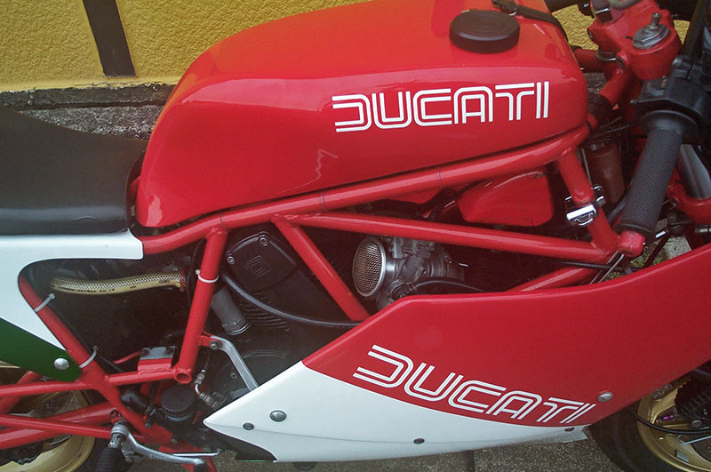 DUCATI 750 eP