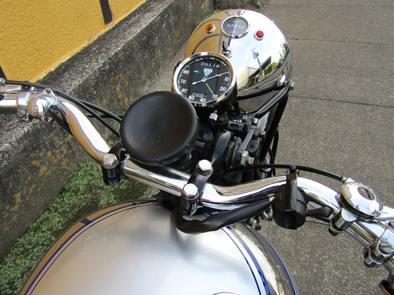 Triumph T70k250lGarter hawk