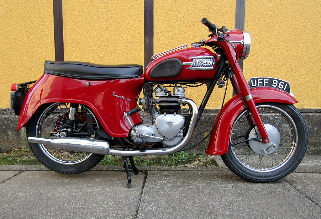 Triumph 3TAk350l