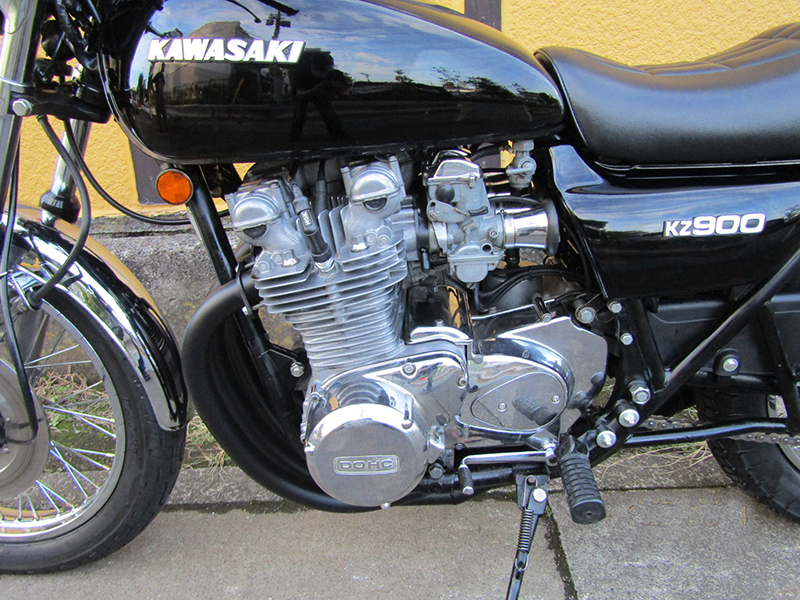 KAWASAKI  KZ900