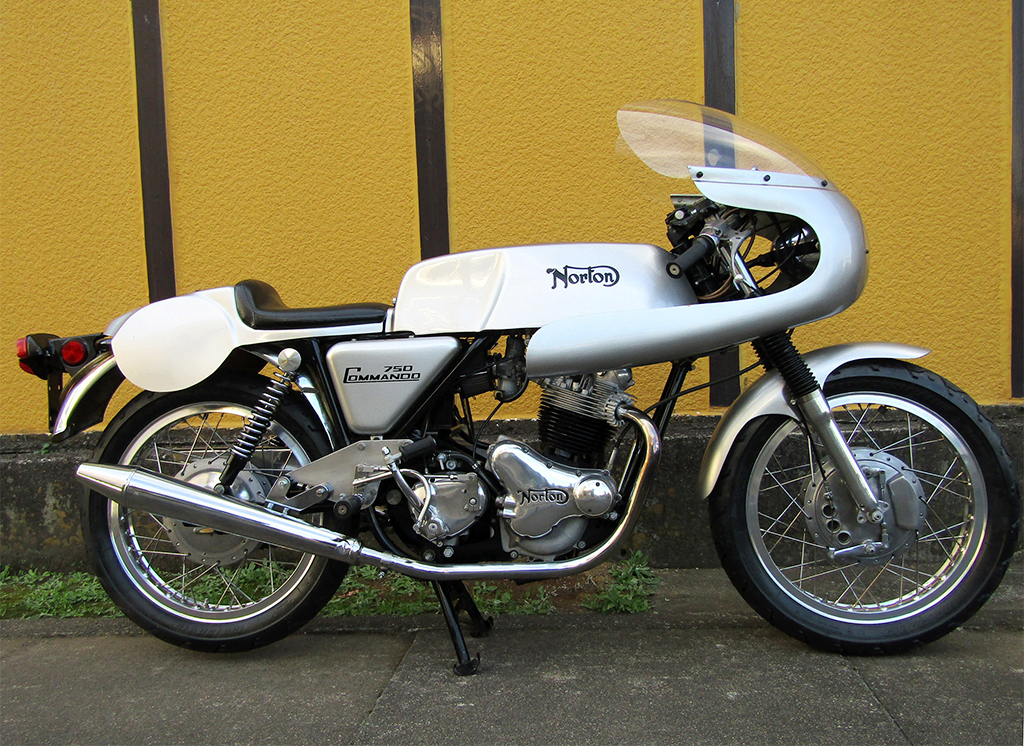 Norton Commando 750 Caffe-Racer