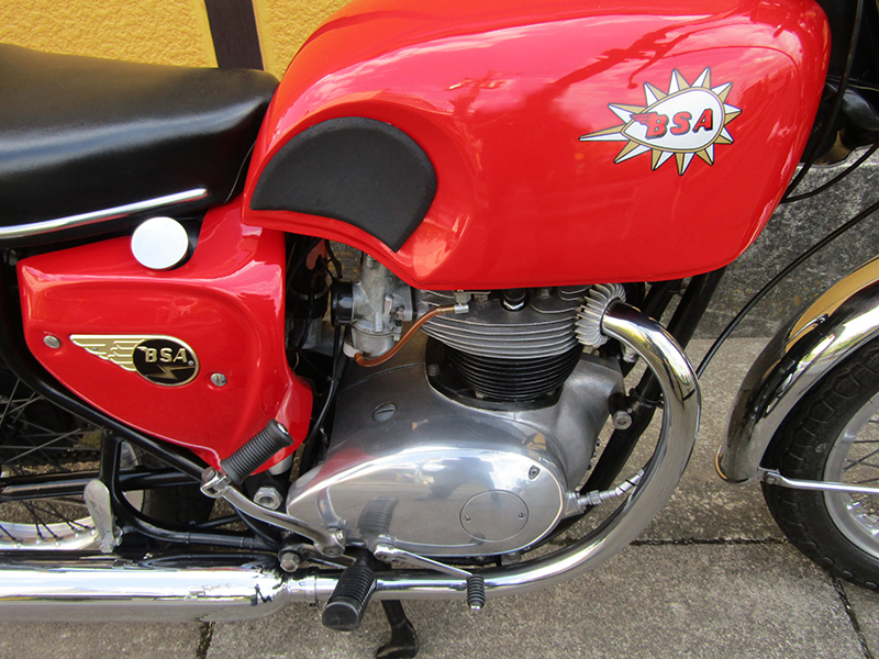  BSA A65k650lSpit fire