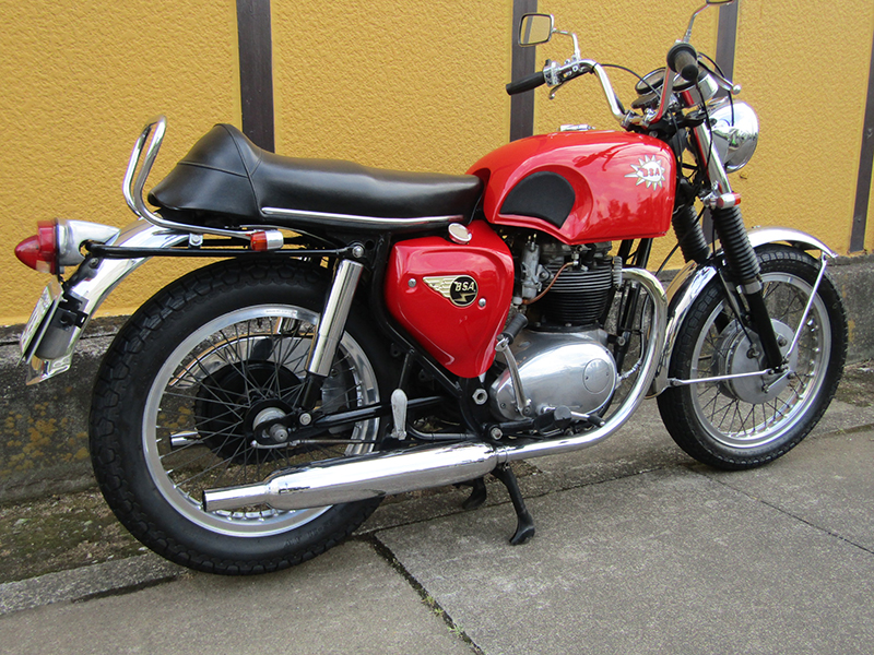  BSA A65k650lSpit fire