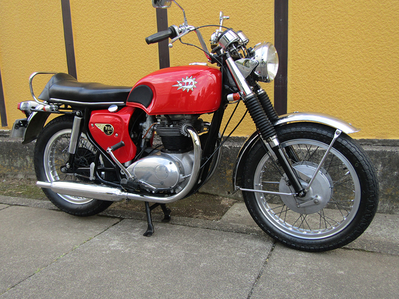  BSA A65k650lSpit fire