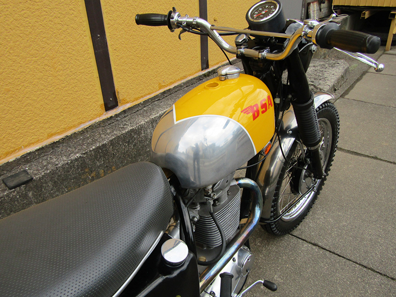 BSA B441 Victor