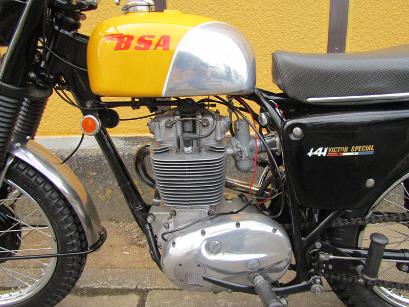 BSA B441 Victor