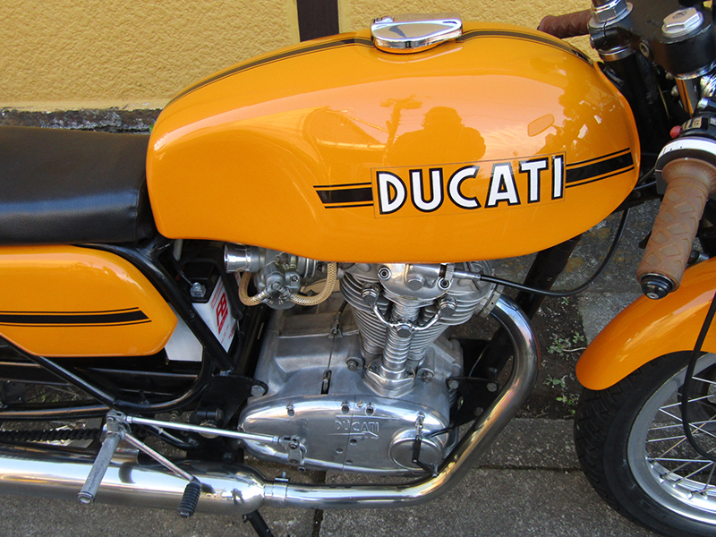 DUCATI 350 Desmo