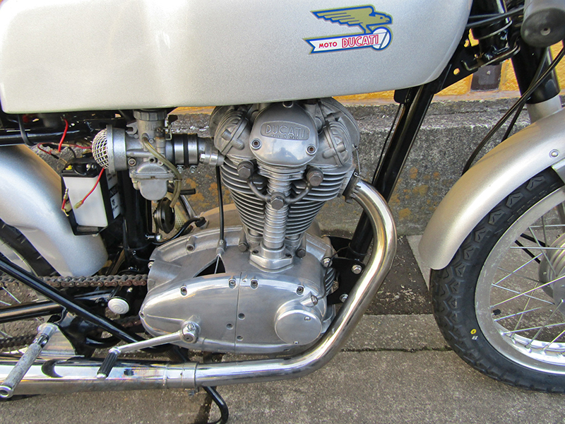 DUCATI 350/250 Cafe-Racer